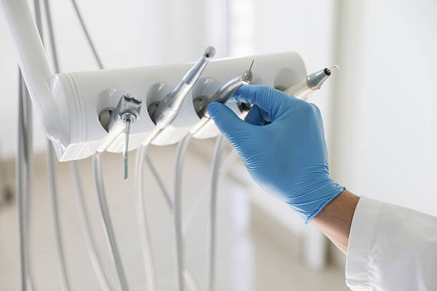 Professional Emergency Dentist technician working in Winlock, WA